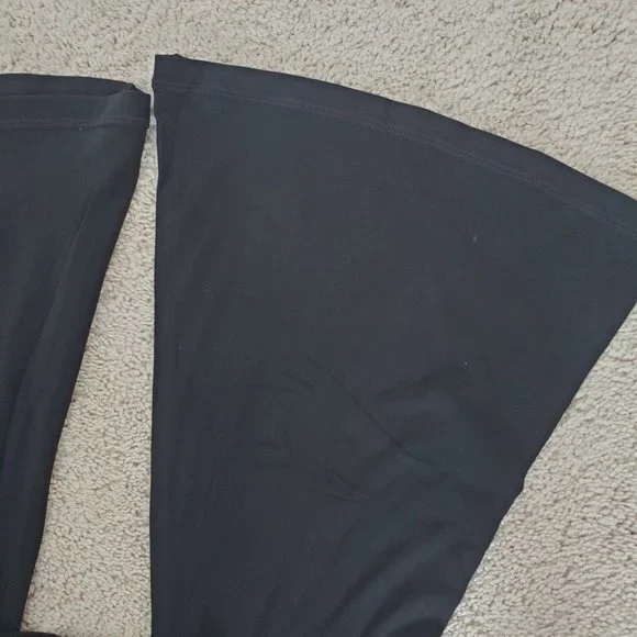 OFFLINE By Aerie Real Me High Waisted Crossover Rib Super Flare Legging black XS - Picture 7 of 11